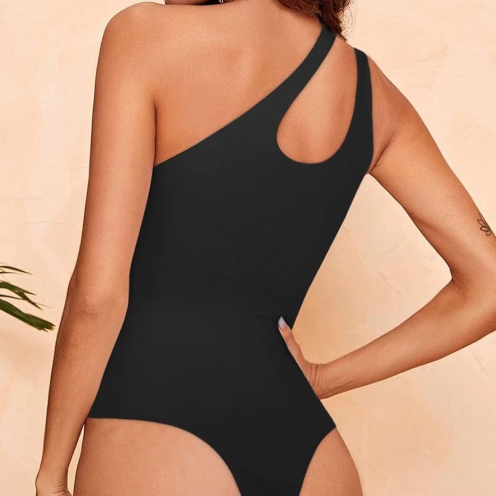 Black One-Shoulder Top - Picture 2 of 6